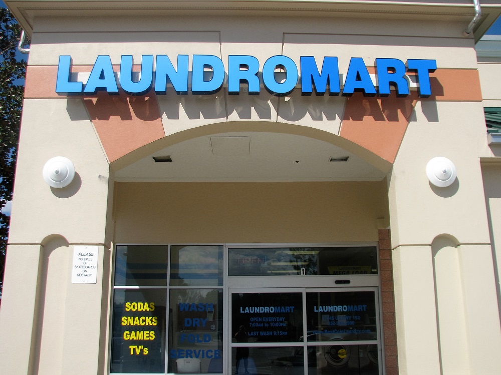 Laundromat & Laundry Facility Laundromart of Four Corners